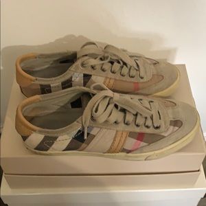🔥Authentic Designer Burberry Sneakers